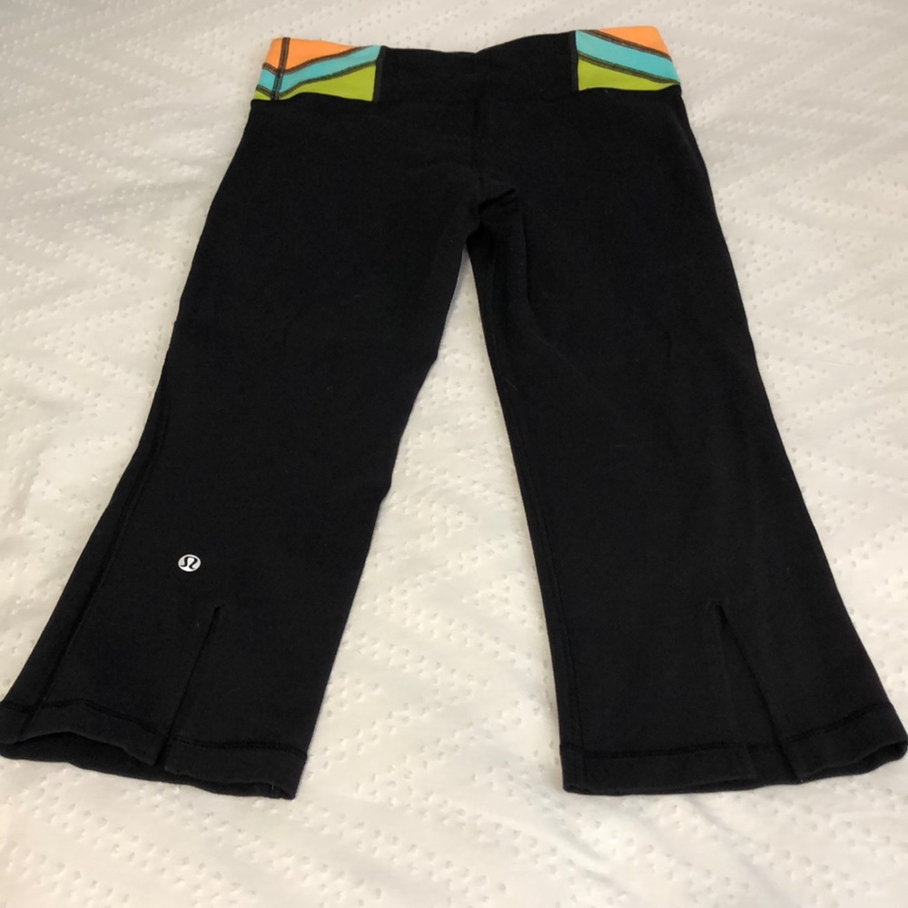 Lululemon Crops - Picture 2 of 4